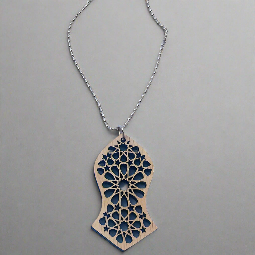 Na'lain Shaped Pendant for Muslims
