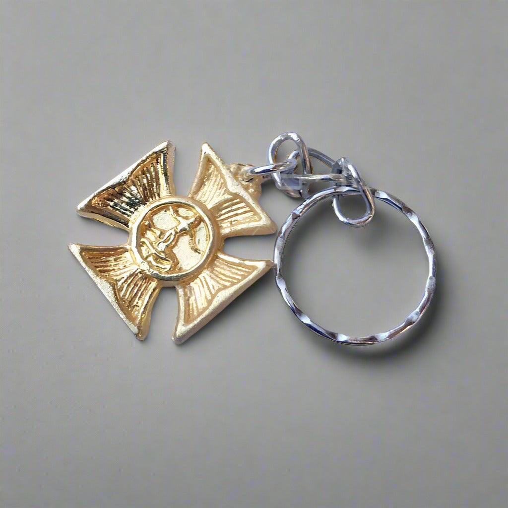 Surfer's Cross Vintage keychain - Assorted Finishes