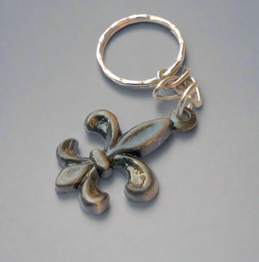 Fleur-De-Lis Antique Keychain - Antique Brass