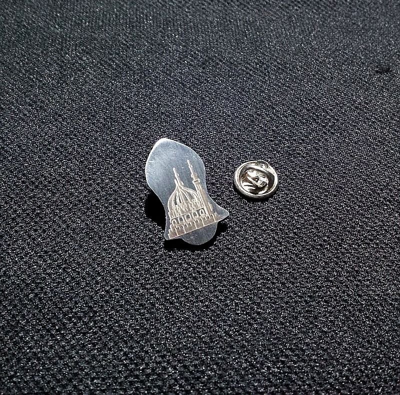 Nalain shaoed laser marked lapel pin islamic theme - SHS Gifts | Crafted to Be Given
